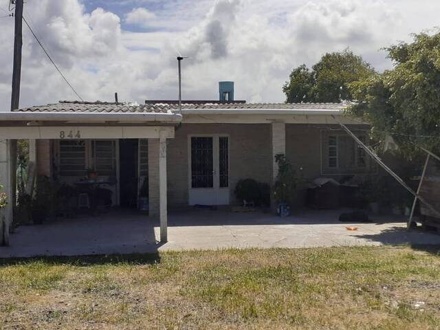 #CA 194 - Casa para Venda em Tramandaí - RS - 2
